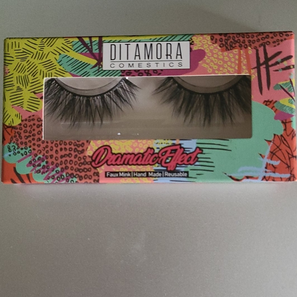 Fake eyelashes
